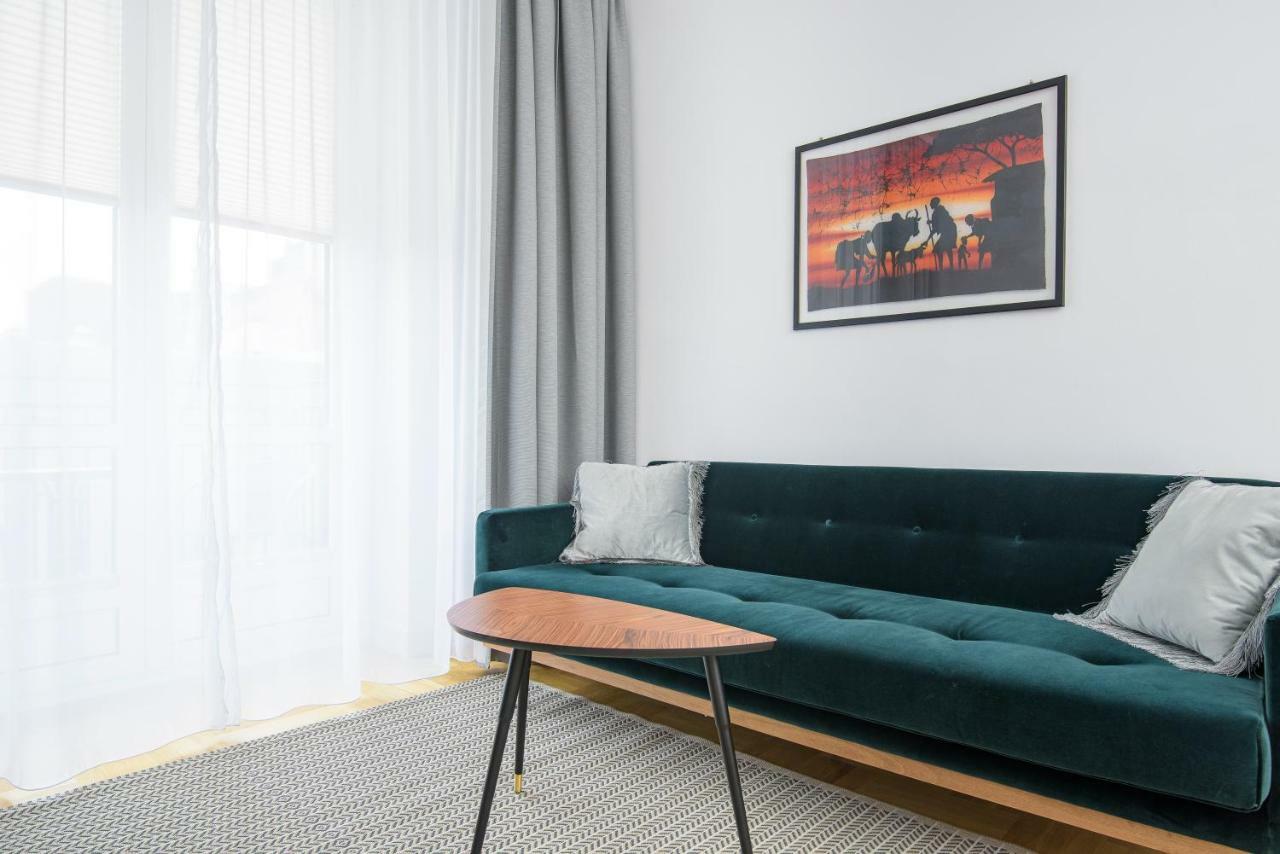 Novis Apartments Przy Rotundzie Варшава Екстериор снимка